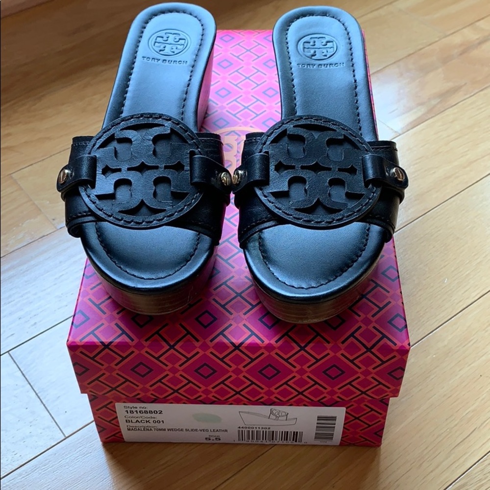 Tory Burch Madalena Black Veg Leather Wedge Shoe